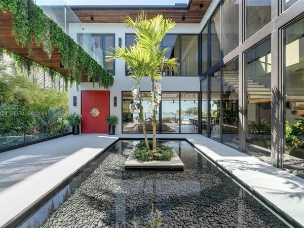 857 N Shore Dr, Miami Beach, FL 33141