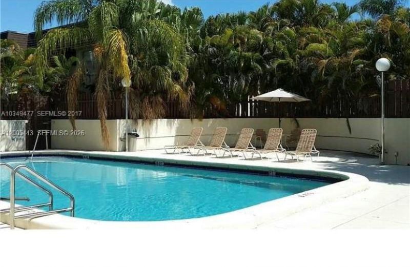 9006 SW 137th St , Unit 18, Miami, FL 33176 Photo