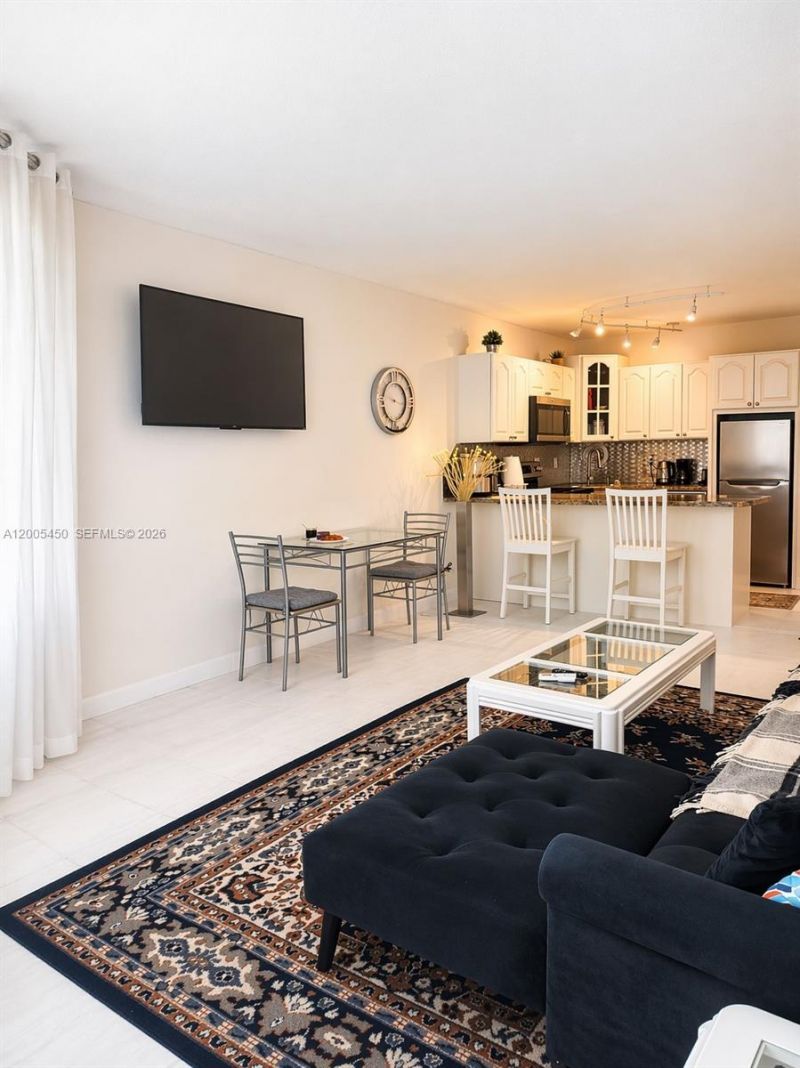 1936 S Ocean Dr , Unit 4D, Hallandale Beach, FL 33009 Photo