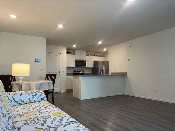 4926 Pear Mesa Avenue, Las Vegas, NV 89139