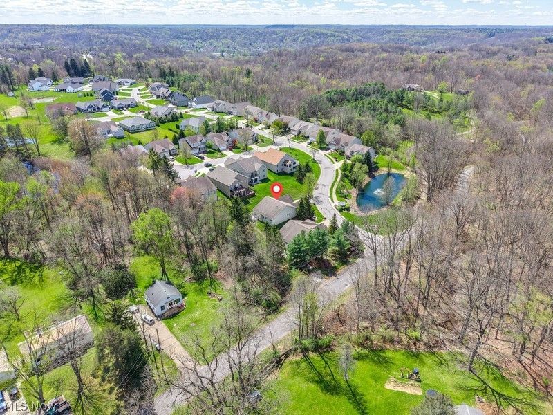 2345 Heron Crest Drive, Cuyahoga Falls, OH 44223 Photo 4