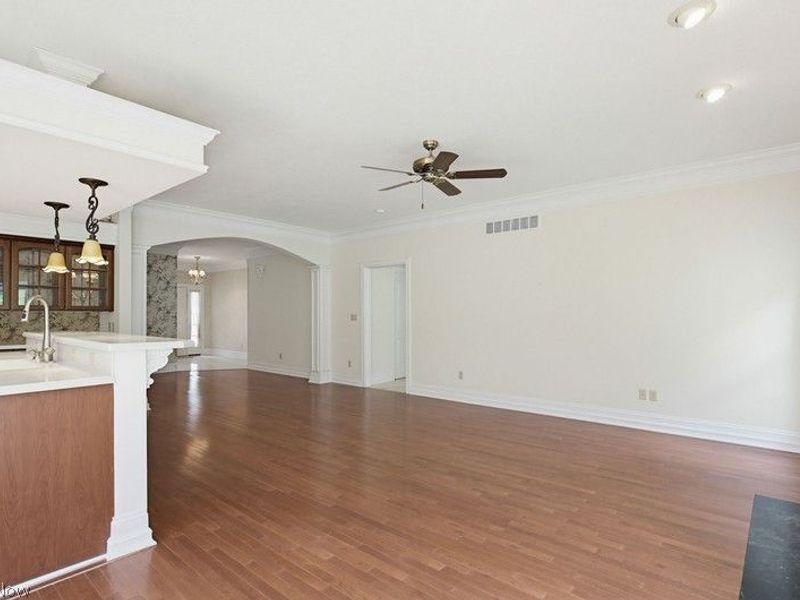 2345 Heron Crest Drive, Cuyahoga Falls, OH 44223 Photo 8