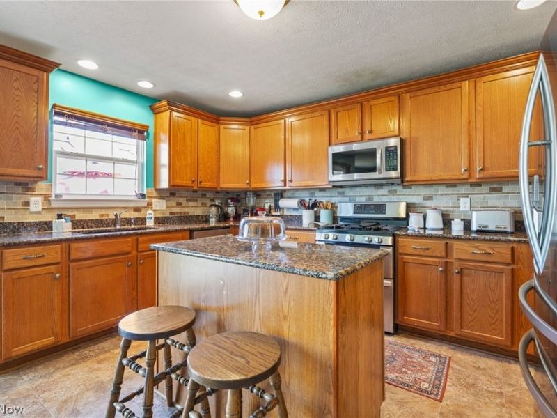 9961 Colmanara Drive, Aurora, OH 44202 Photo 18