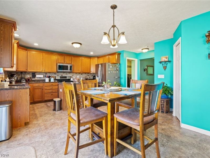 9961 Colmanara Drive, Aurora, OH 44202 Photo 21