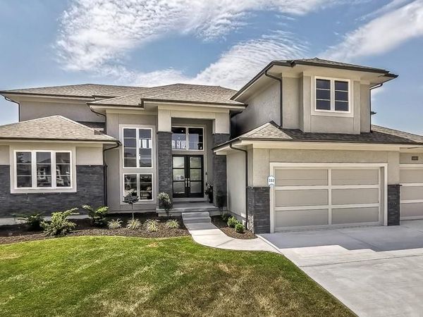 7924 Noble Street, Shawnee, KS 66220