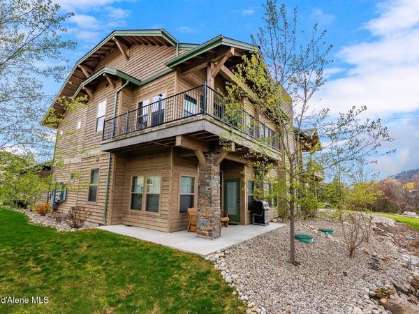 512 Guthrie Pl , Unit #701, Dover, ID 83825