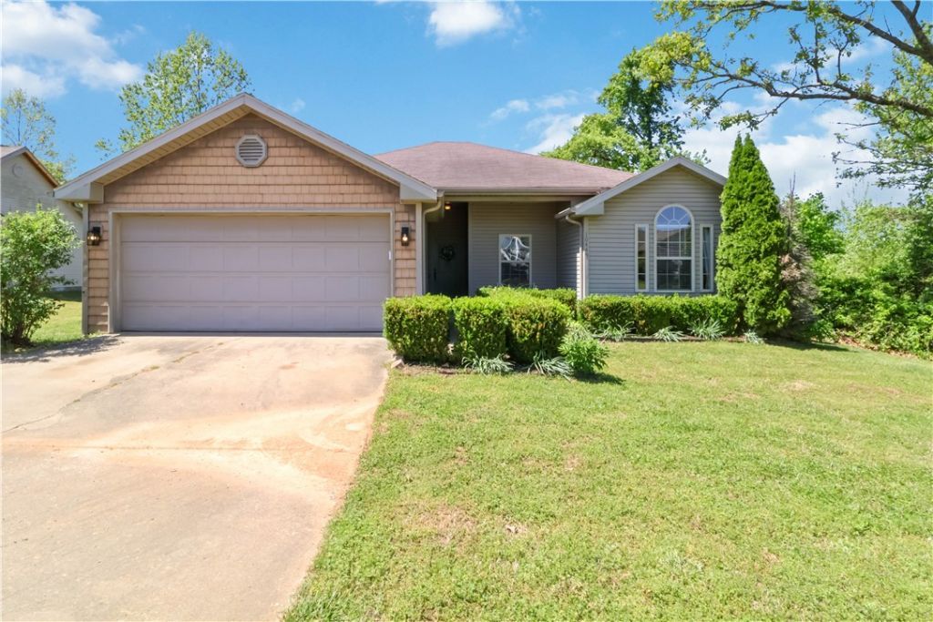 10449 Kays Lane, Rogers, AR 72756 Main Photo