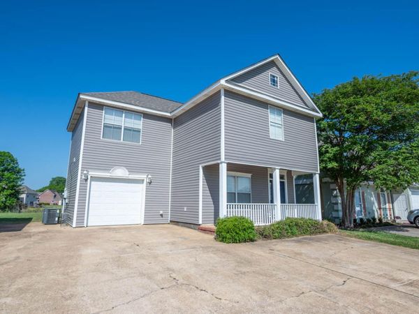 41 Loch, Starkville, MS 39759