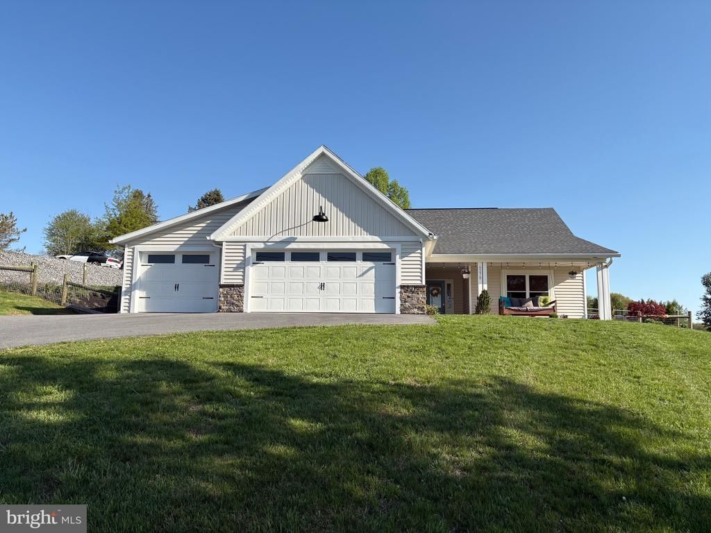 6270 BIKLE ROAD, CHAMBERSBURG, PA 17202