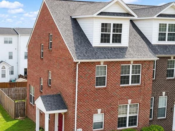 9910 ROBSTOWN PLACE, WALDORF, MD 20603