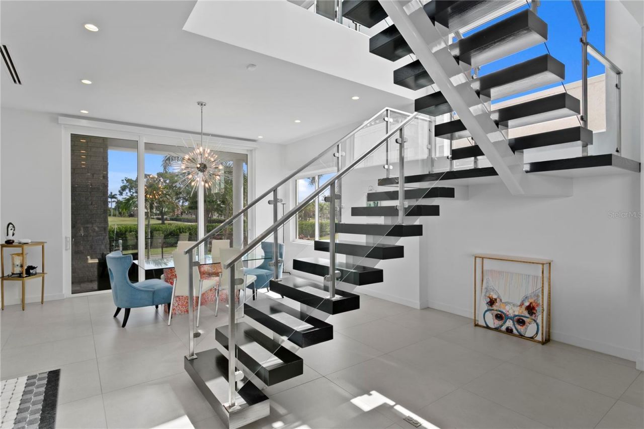 110 Palmera Boulevard Ne, Saint Petersburg, FL 33704 Photo