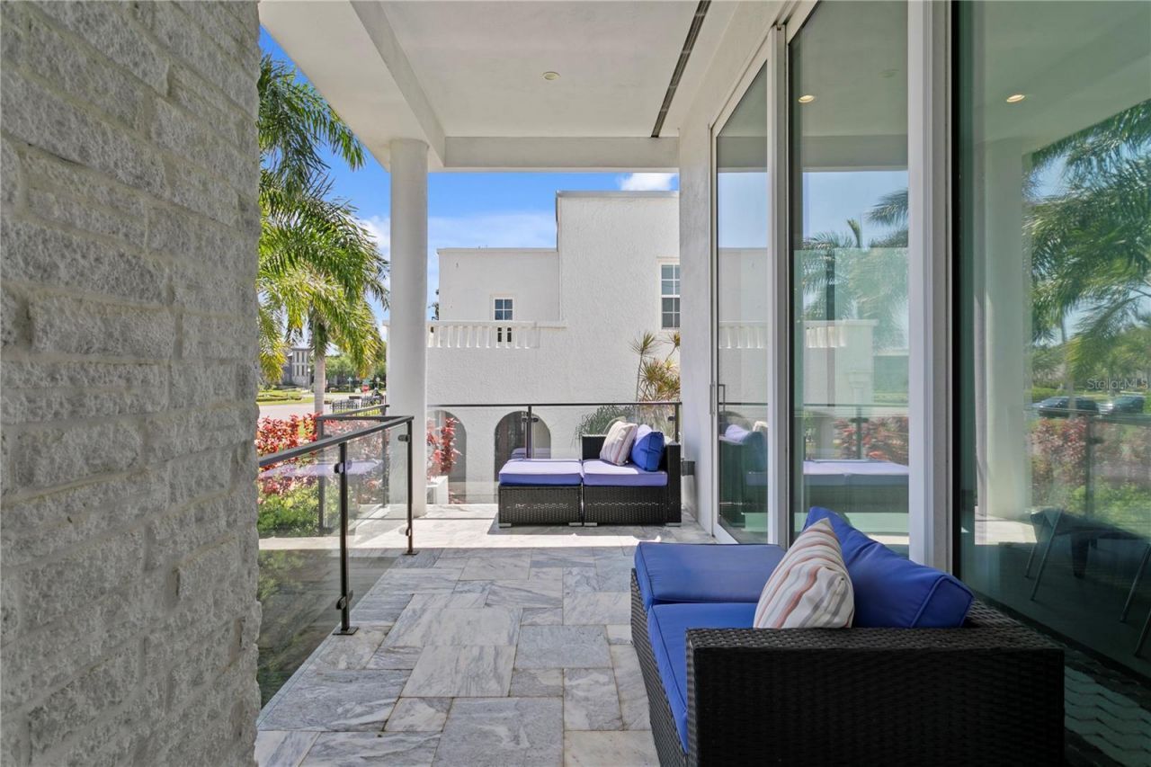 110 Palmera Boulevard Ne, Saint Petersburg, FL 33704 Photo
