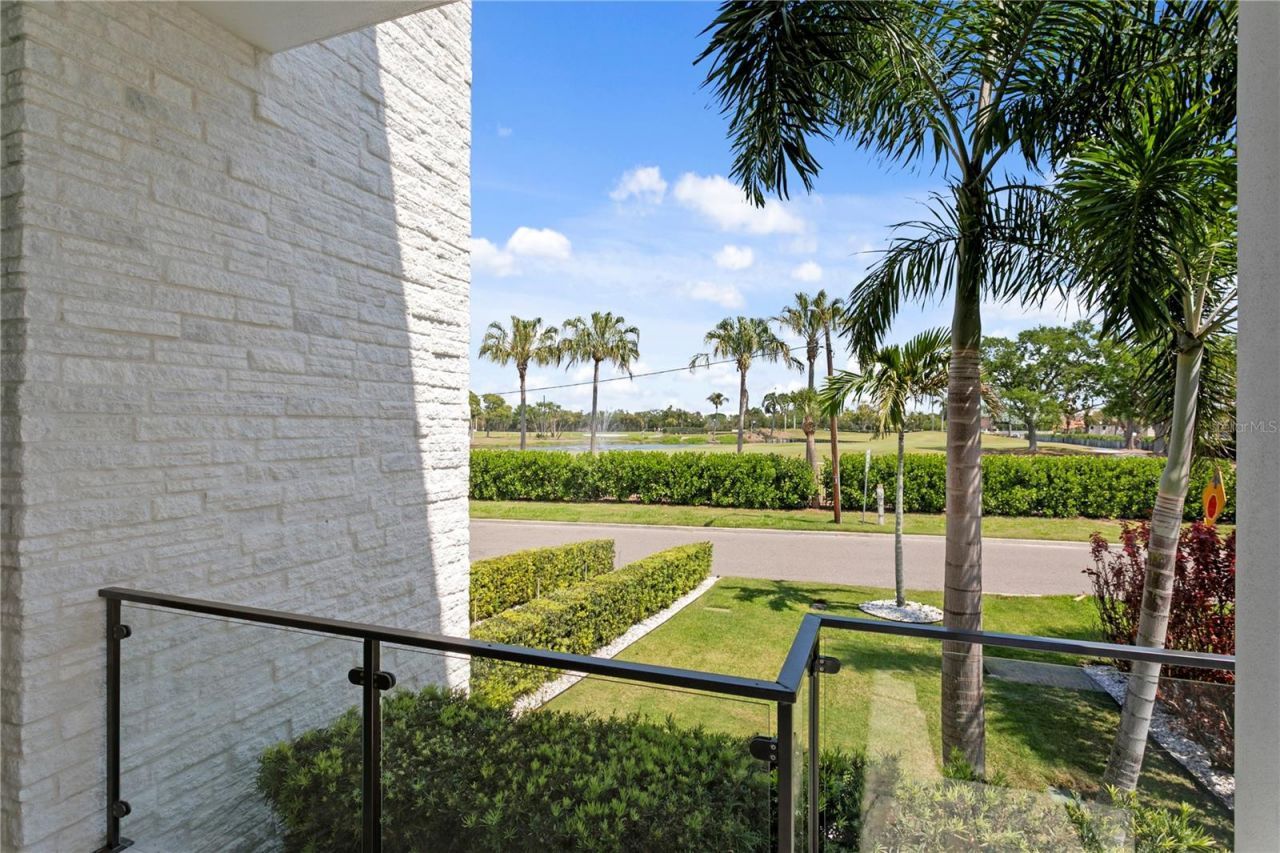 110 Palmera Boulevard Ne, Saint Petersburg, FL 33704 Photo