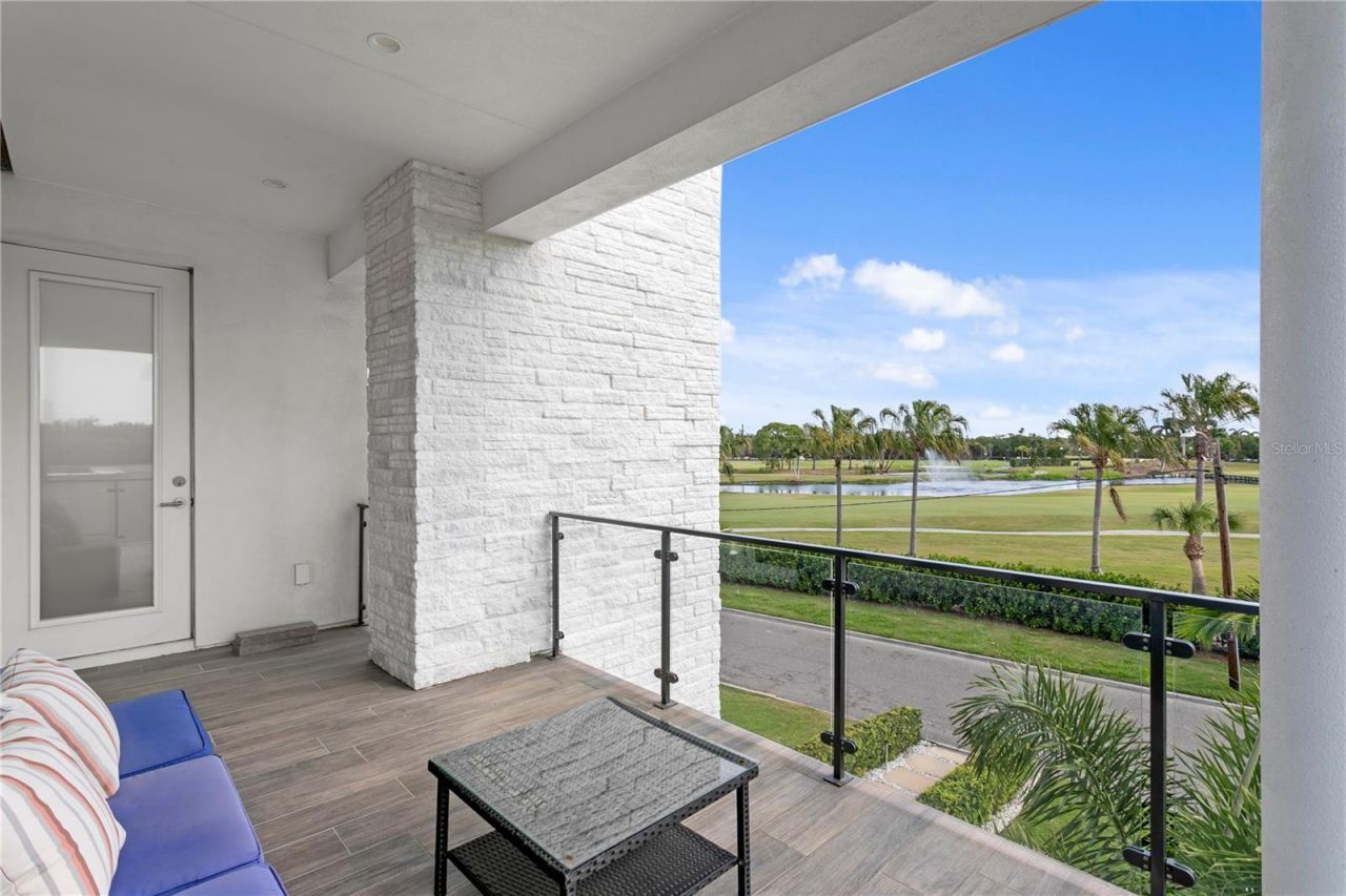 110 Palmera Boulevard Ne, Saint Petersburg, FL 33704 Photo