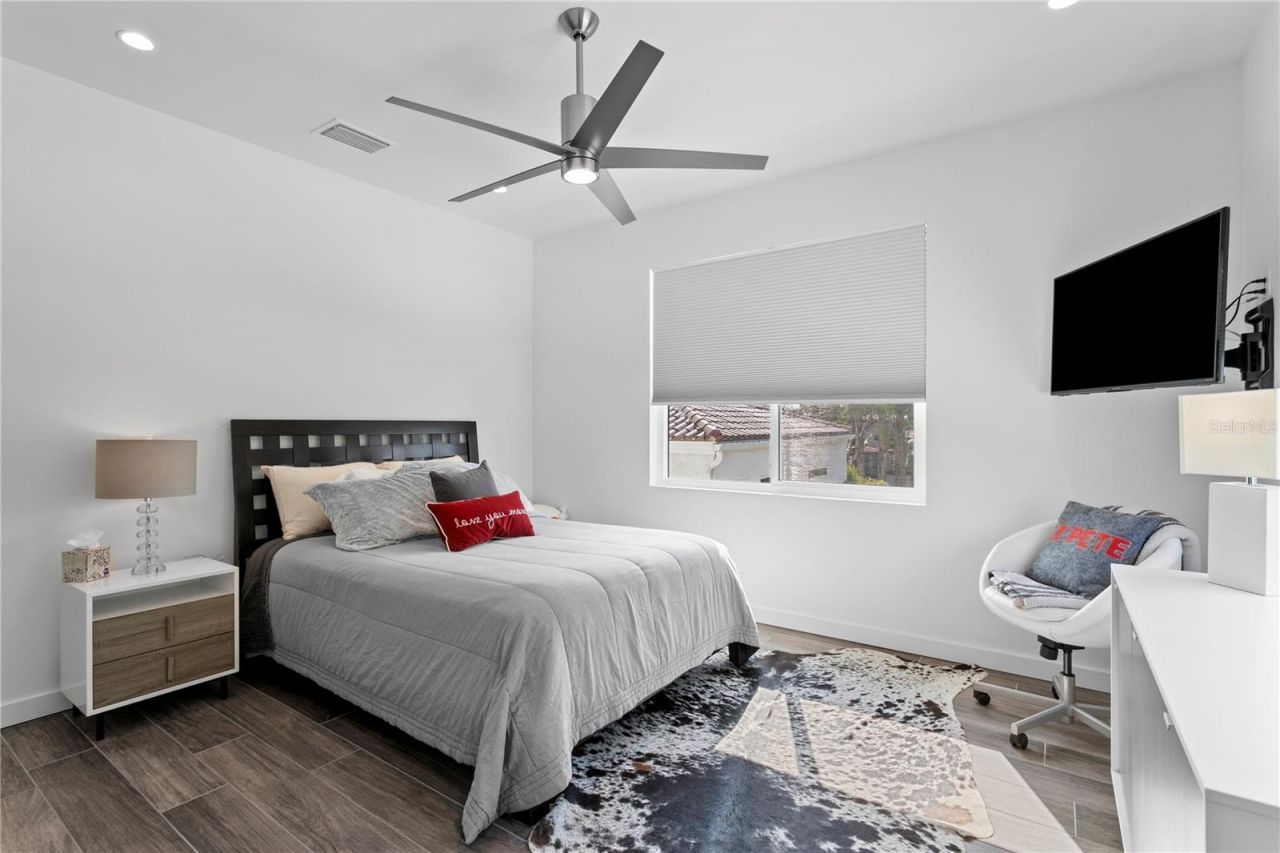 110 Palmera Boulevard Ne, Saint Petersburg, FL 33704 Photo