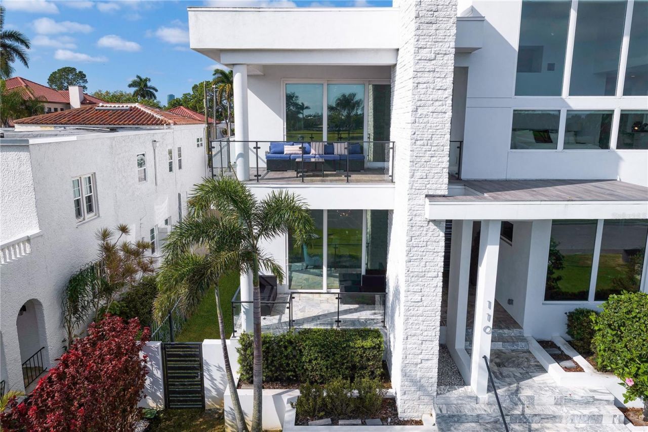 110 Palmera Boulevard Ne, Saint Petersburg, FL 33704 Photo