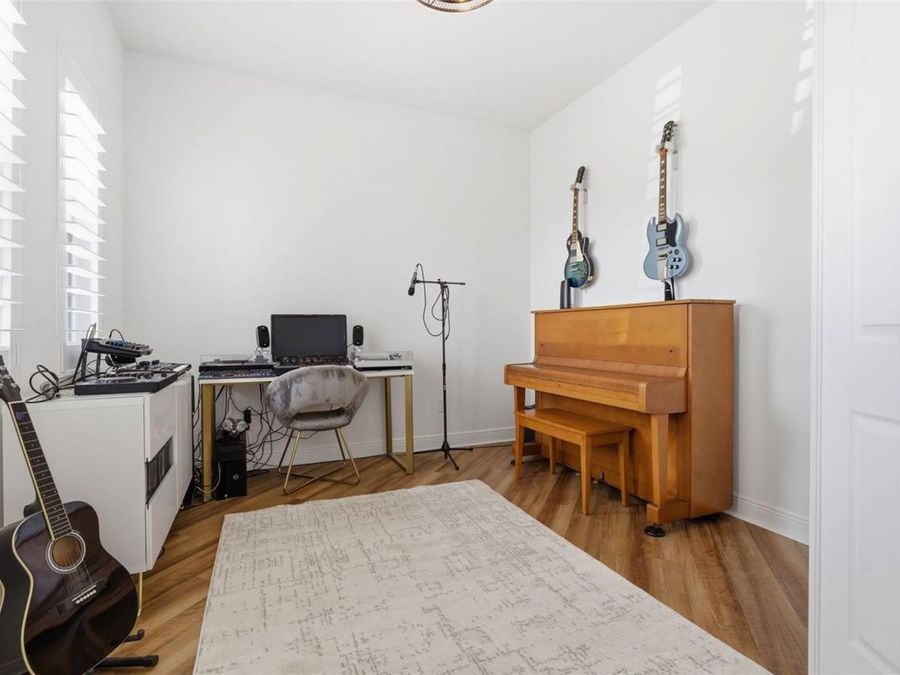 Property Image 44