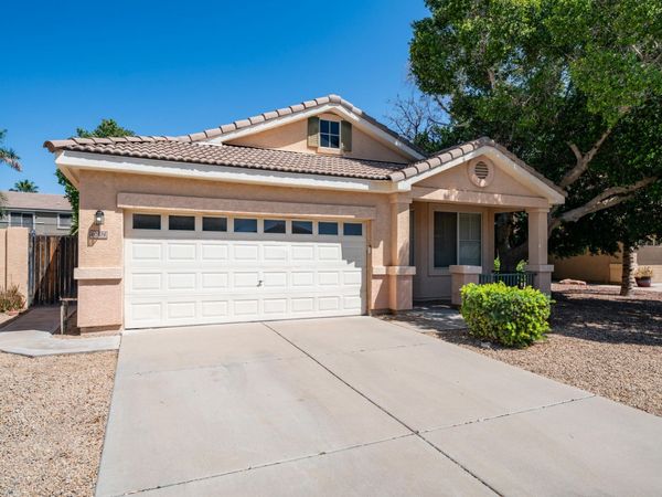 6904 W PONTIAC Drive, Glendale, AZ 85308