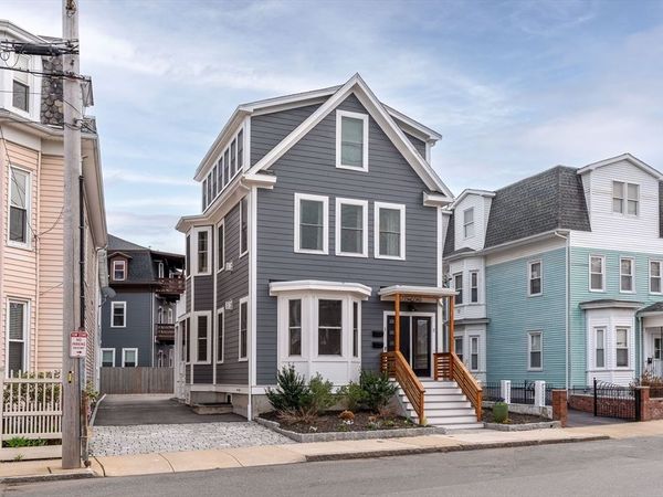 68 Concord Ave, Unit 1, Somerville, MA 02143