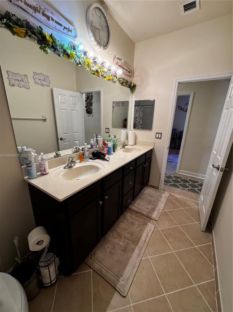595 SE 33rd Ter , Homestead, FL 33033 Photo