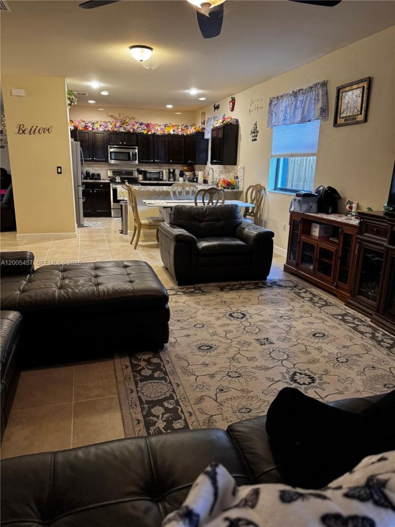595 SE 33rd Ter , Homestead, FL 33033 Photo