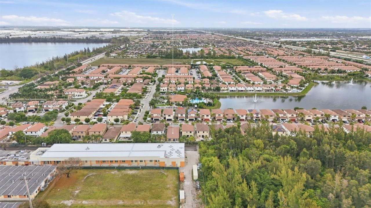 3518 W 86th Ter, Hialeah, FL 33018 Photo