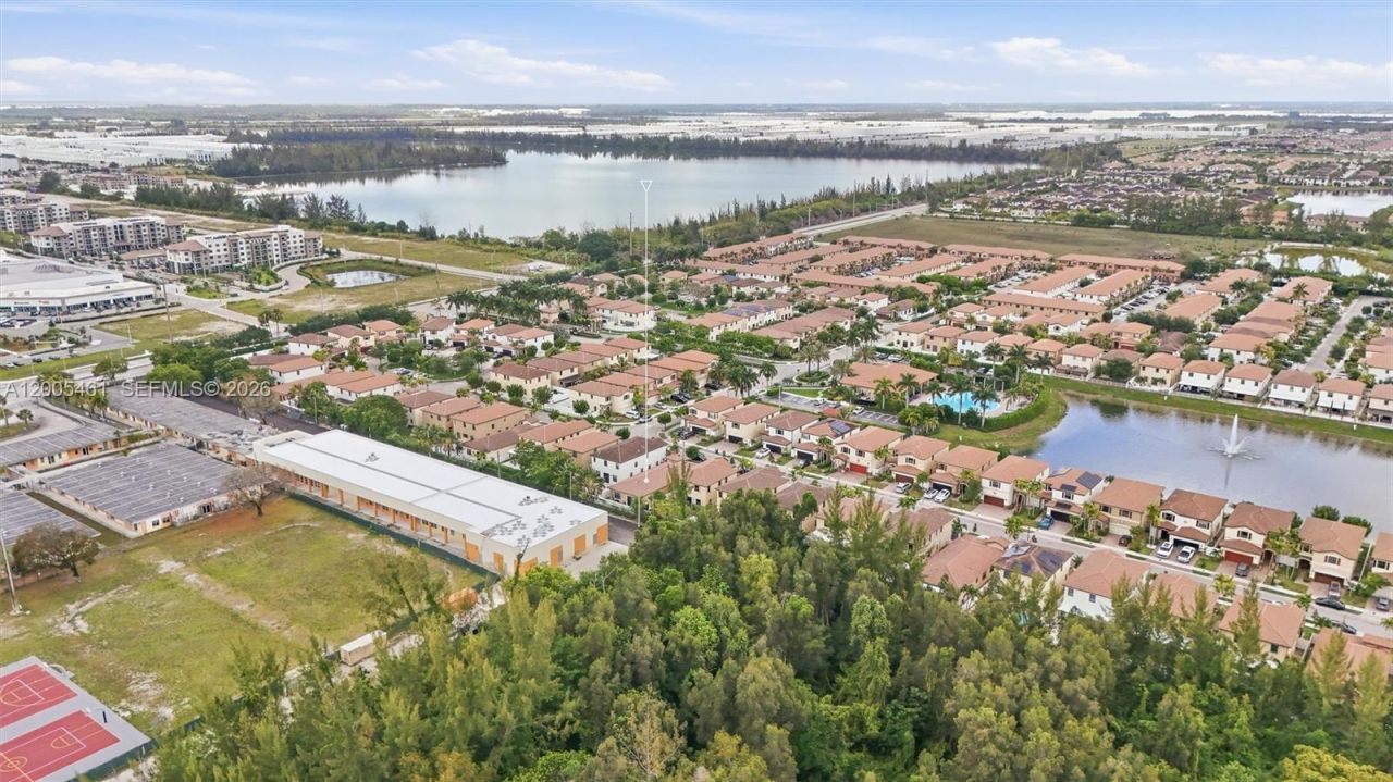 3518 W 86th Ter, Hialeah, FL 33018 Photo