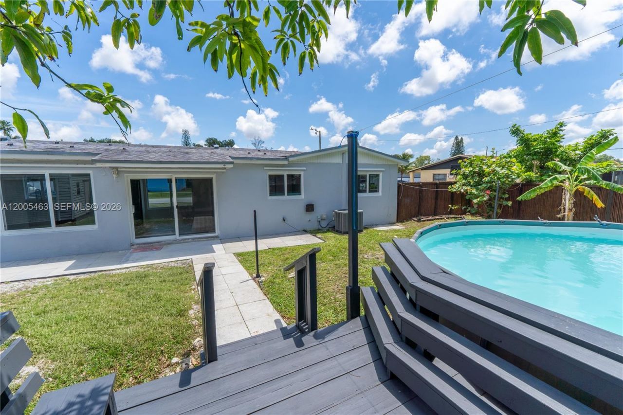 20440 NW 20th Ct, Miami Gardens, FL 33056 Photo