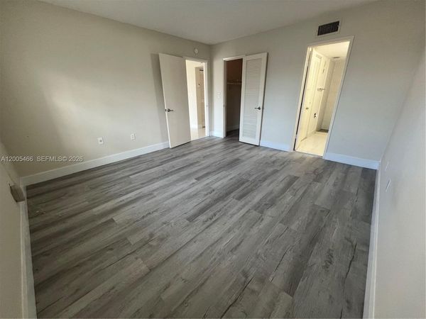 5731 NW 37th St , Unit 218, Virginia Gardens, FL 33166