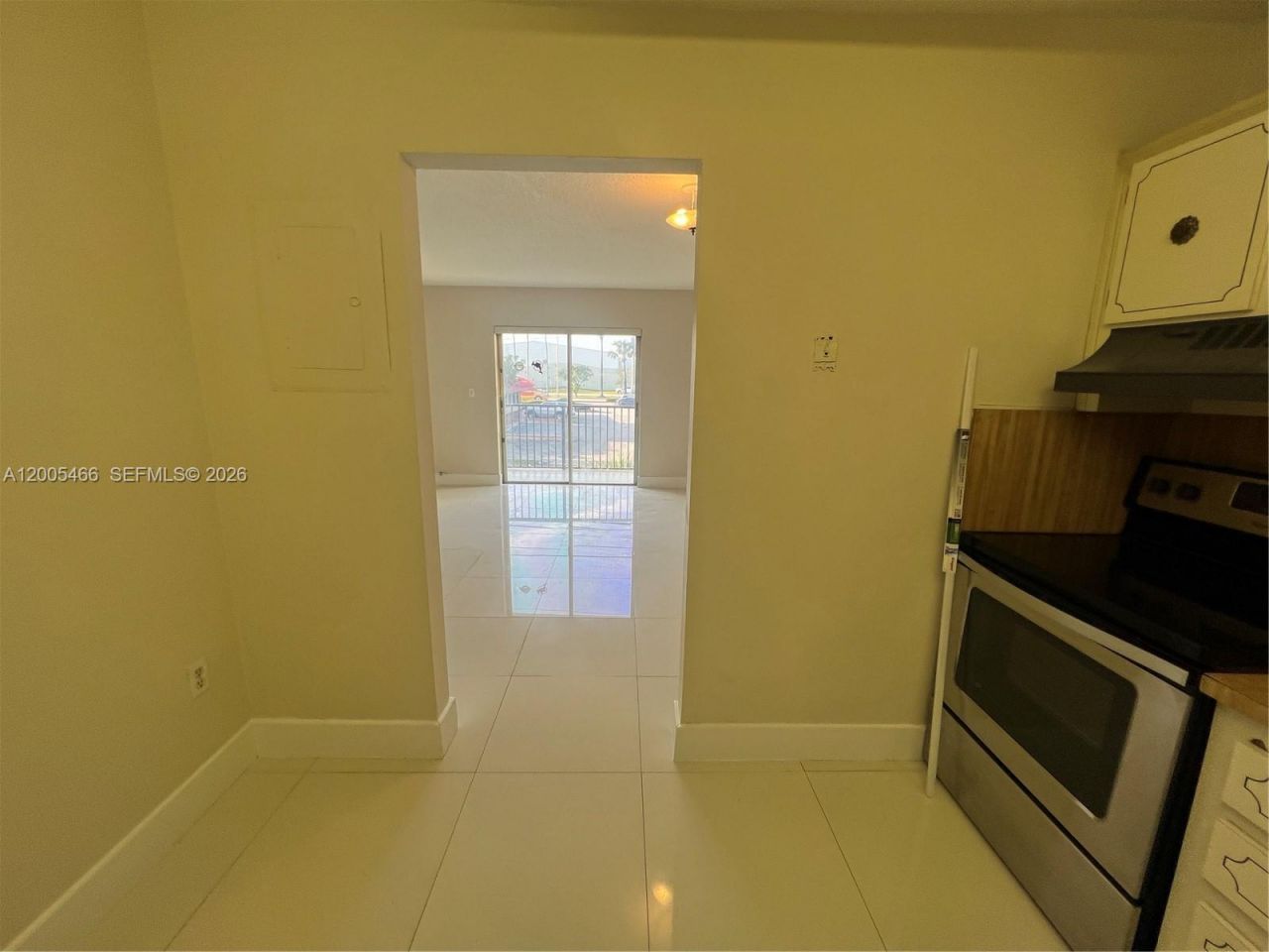 5731 NW 37th St , Unit 218, Virginia Gardens, FL 33166 Photo