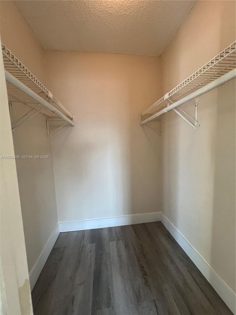 5731 NW 37th St , Unit 218, Virginia Gardens, FL 33166 Photo