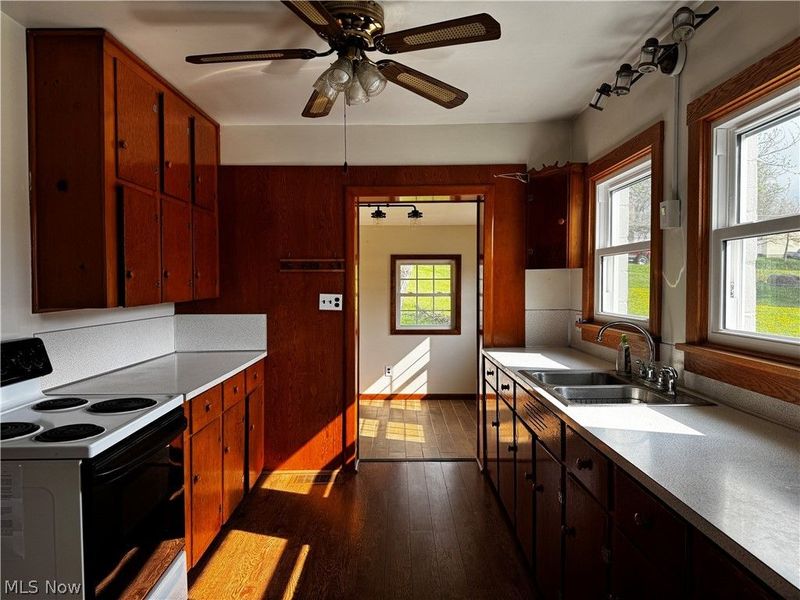 290 Liberty Street, Shreve, OH 44676 Photo 13