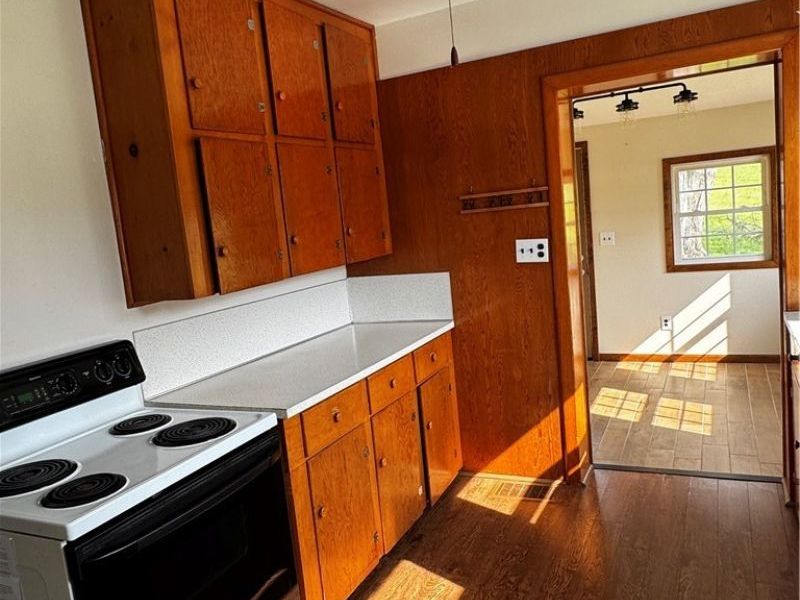 290 Liberty Street, Shreve, OH 44676 Photo 16