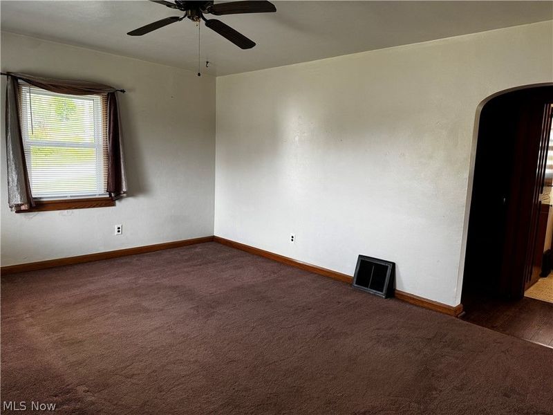 290 Liberty Street, Shreve, OH 44676 Photo 9