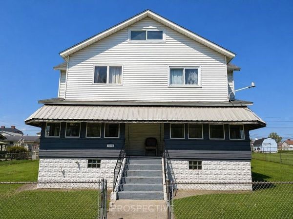 1161 1st St, Grindstone, PA 15442