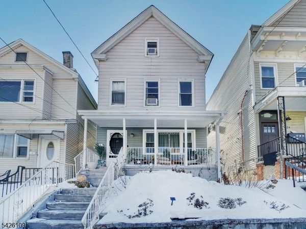 26 E 49Th St, Bayonne, NJ 07002