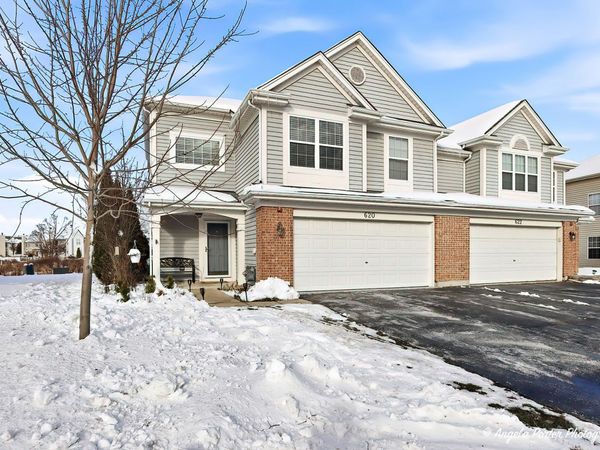 620 W Bayou Court , Fox Lake, IL 60020