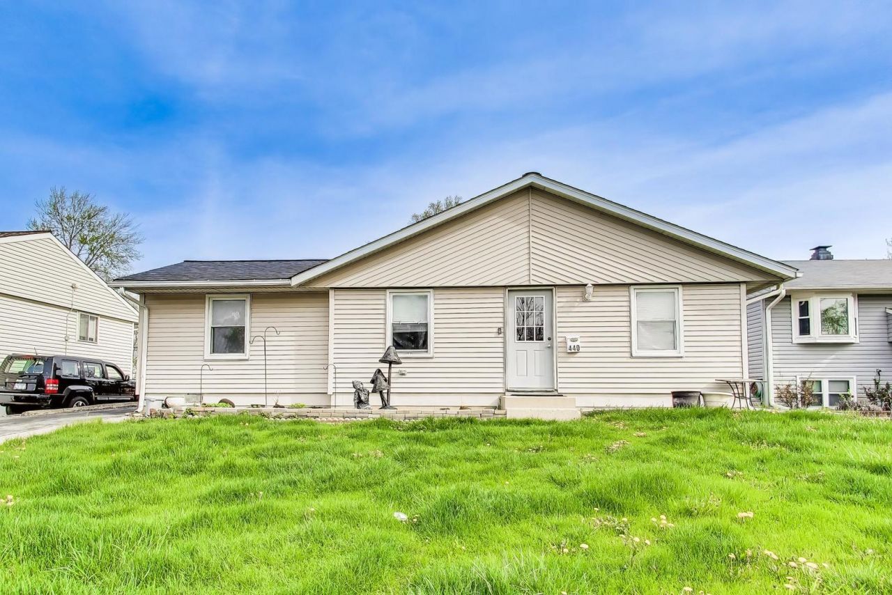 440 E Fullerton Avenue , Glendale Heights, IL 60139