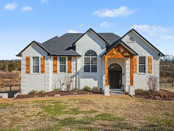 1836 Grace Dr , Columbia, TN 38401