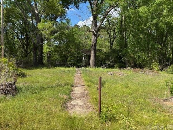 186 W Main Street, Calion, AR 71724