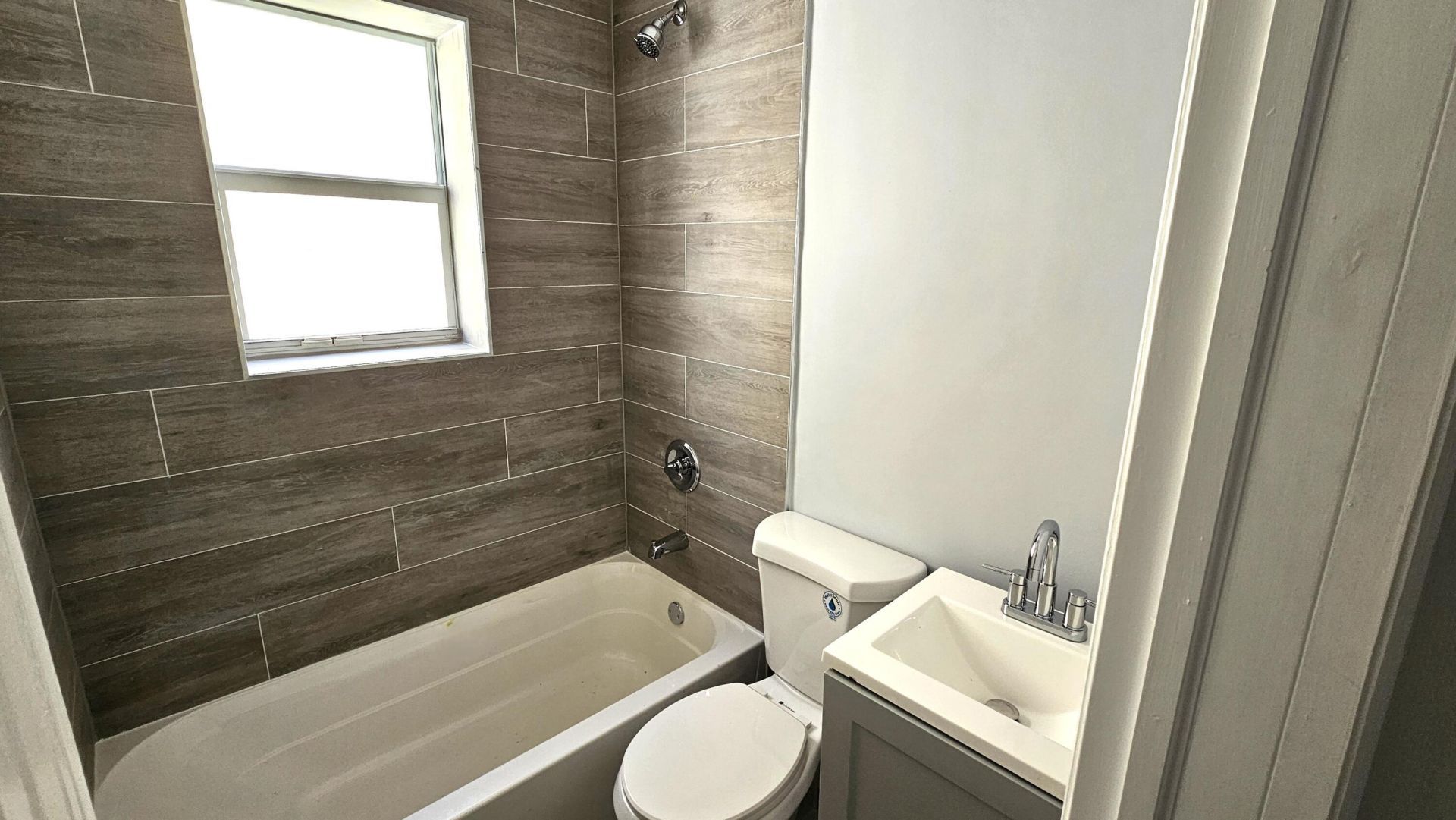 1142 SW 4th Street, Unit 9, Miami, FL 33130 Photo