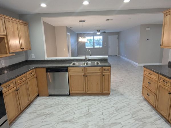 795 Rolling Hill Drive, Sebastian, FL 32958