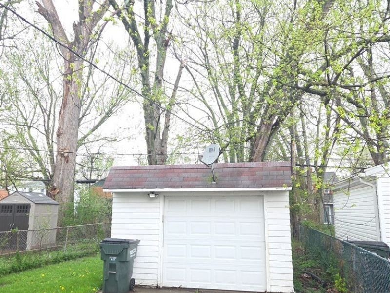 21711 S Lake Shore Boulevard, Euclid, OH 44123 Photo 15