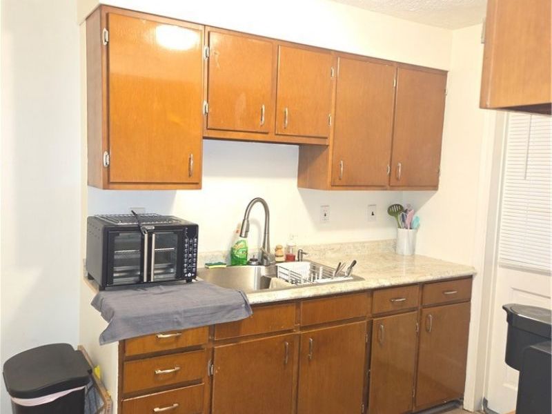 21711 S Lake Shore Boulevard, Euclid, OH 44123 Photo 6