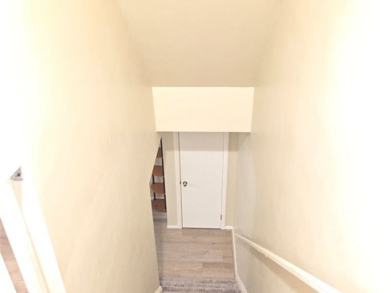 21711 S Lake Shore Boulevard, Euclid, OH 44123 Photo 7