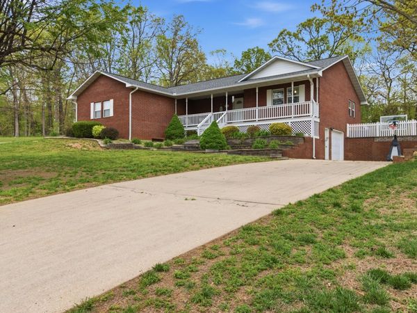 2610 Kody Drive, West Plains, MO 65775