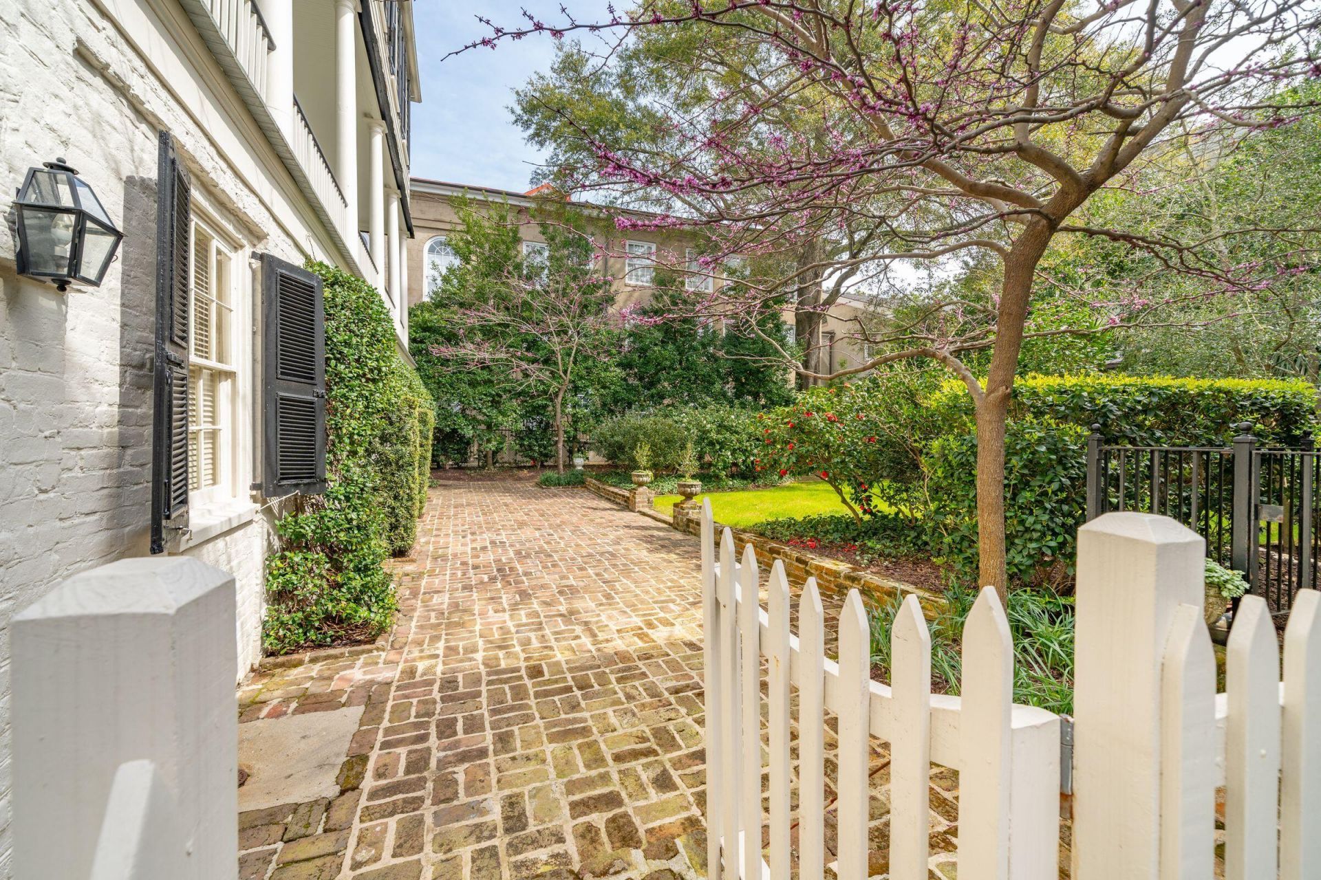 75 Tradd Street Photo 79