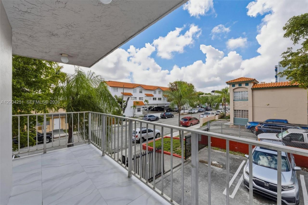 140 NW 14th Ave, Unit 9, Miami, FL 33125 Photo