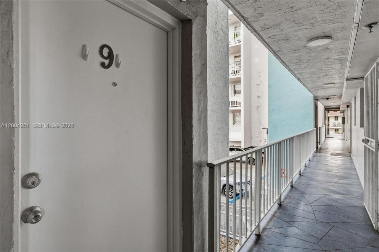 140 NW 14th Ave, Unit 9, Miami, FL 33125 Photo
