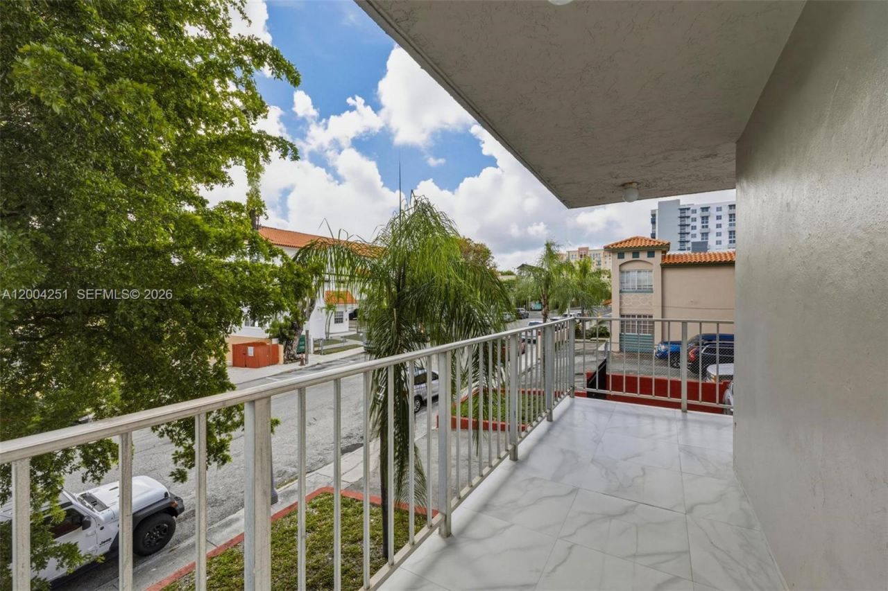 140 NW 14th Ave, Unit 9, Miami, FL 33125 Photo